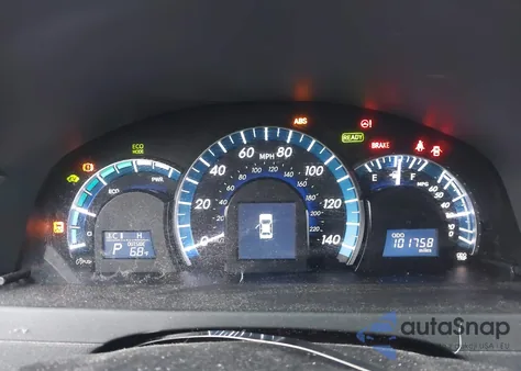 2014 Toyota Camry Hybrid Xle z USA, uszkodzony, nr VIN 4T1BD1FK6EU098734